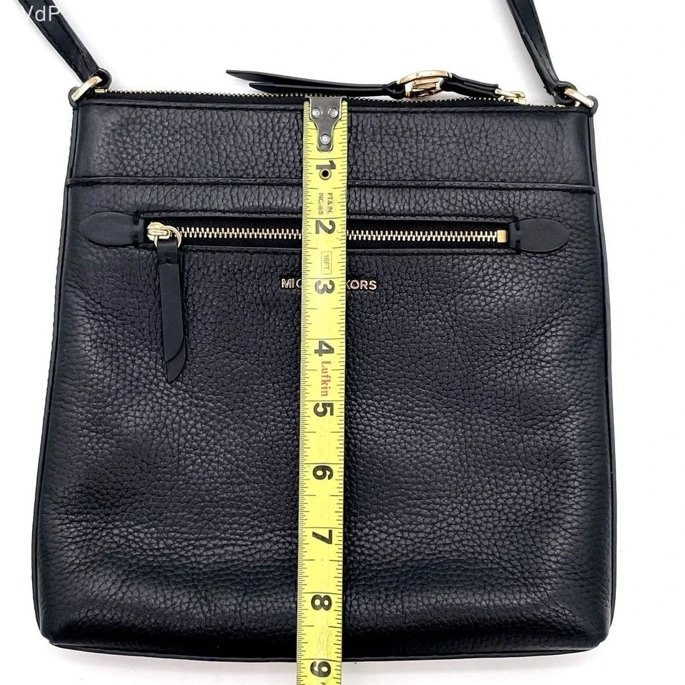 Michael Kors Black Pebbled Leather Jet Set Crossbody Bag Gold Hardware COA